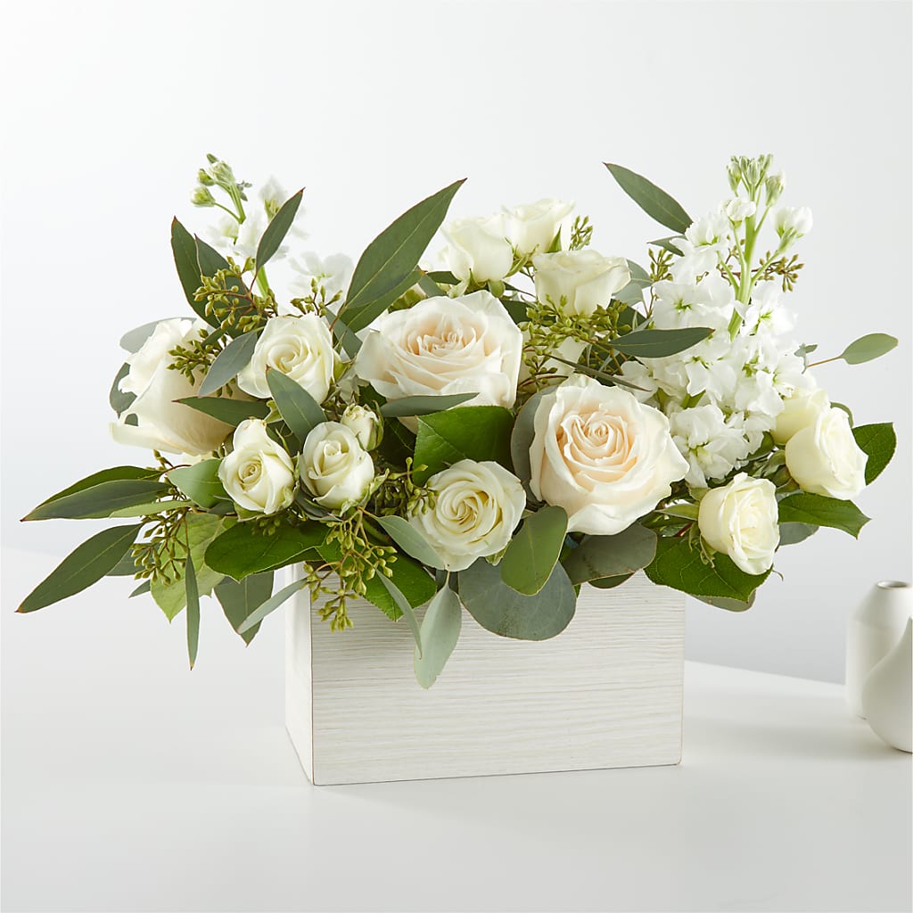 Fresh Linen Box Bouquet – Bloom Boutique Ny, Lake Grove NY