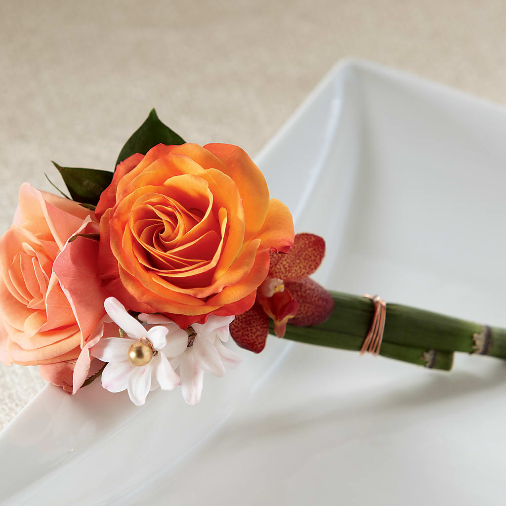 Sunset Dream Boutonniere – Bloom Boutique Ny, Lake Grove NY