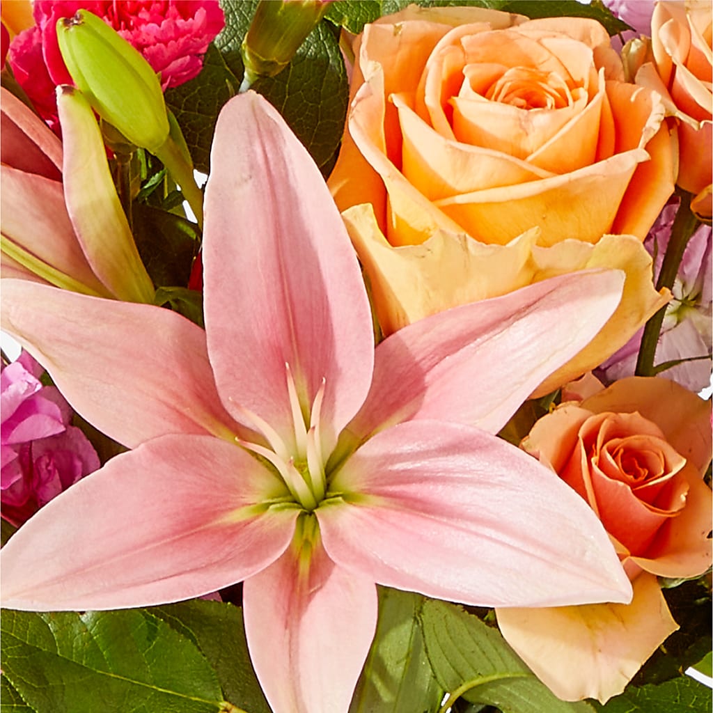 Bisous Bouquet –  Bloom Boutique Ny, Lake Grove NY